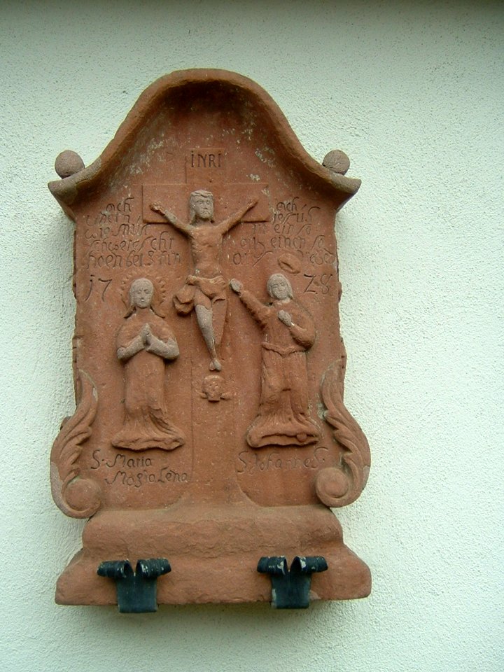 Kreuzigungsgruppe relief bayrische schanz