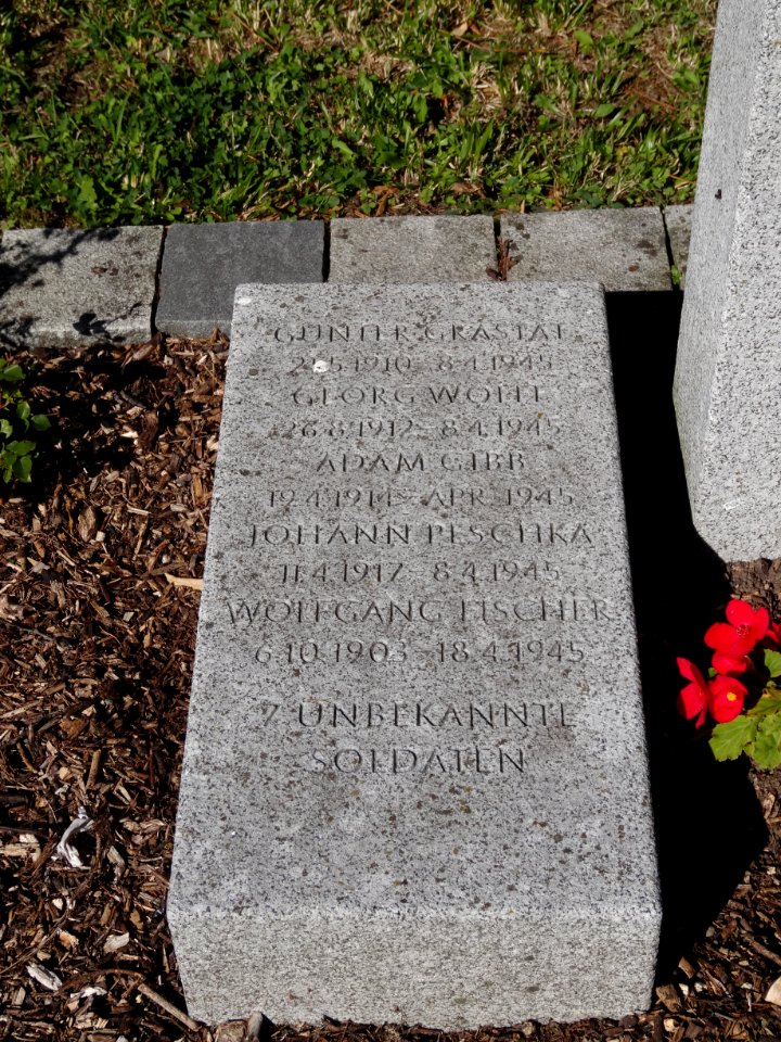 Kriegerdenkmal 2. WK in Kleinschmalkalden 2