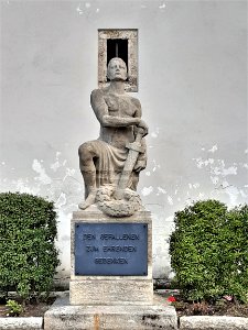 Kriegerdenkmal Sömmerda1