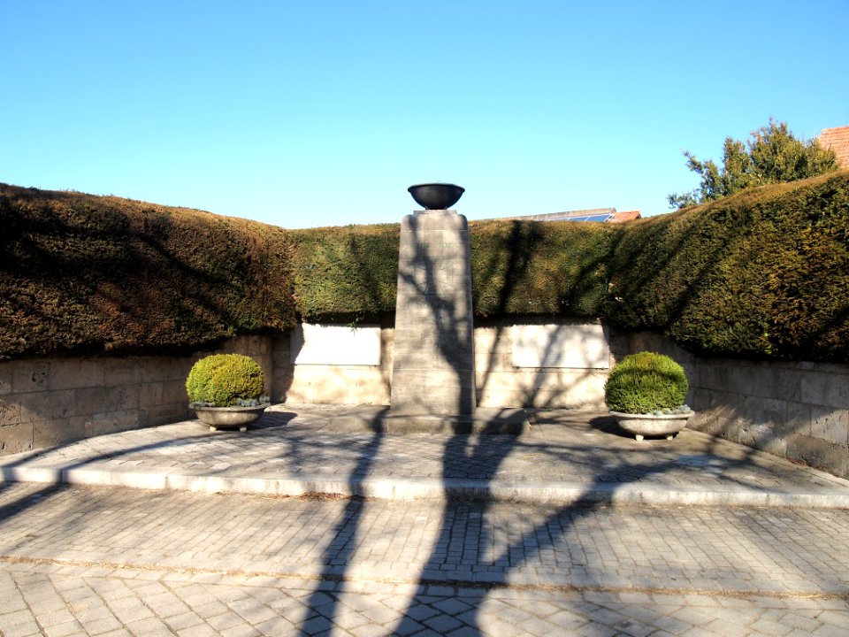 Kriegerdenkmal Pflugdorf