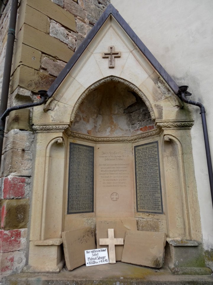 Kriegerdenkmal Kirche Streufdorf 4