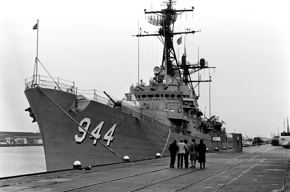 Kruisers, marine, wapens, Bestanddeelnr 930-4985