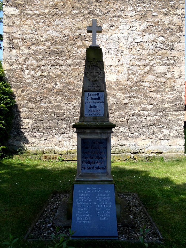 Kriegerdenkmal in Hammerstedt 1