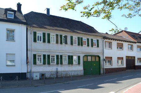 Kriftel, Kapellenstraße 8