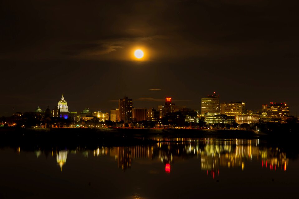 Harrisburg night brown moon
