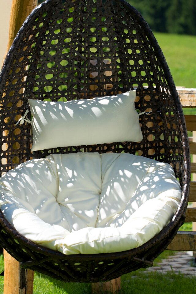Furniture pieces rest chair