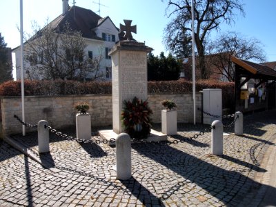 Kriegerdenkmal Asch (02)
