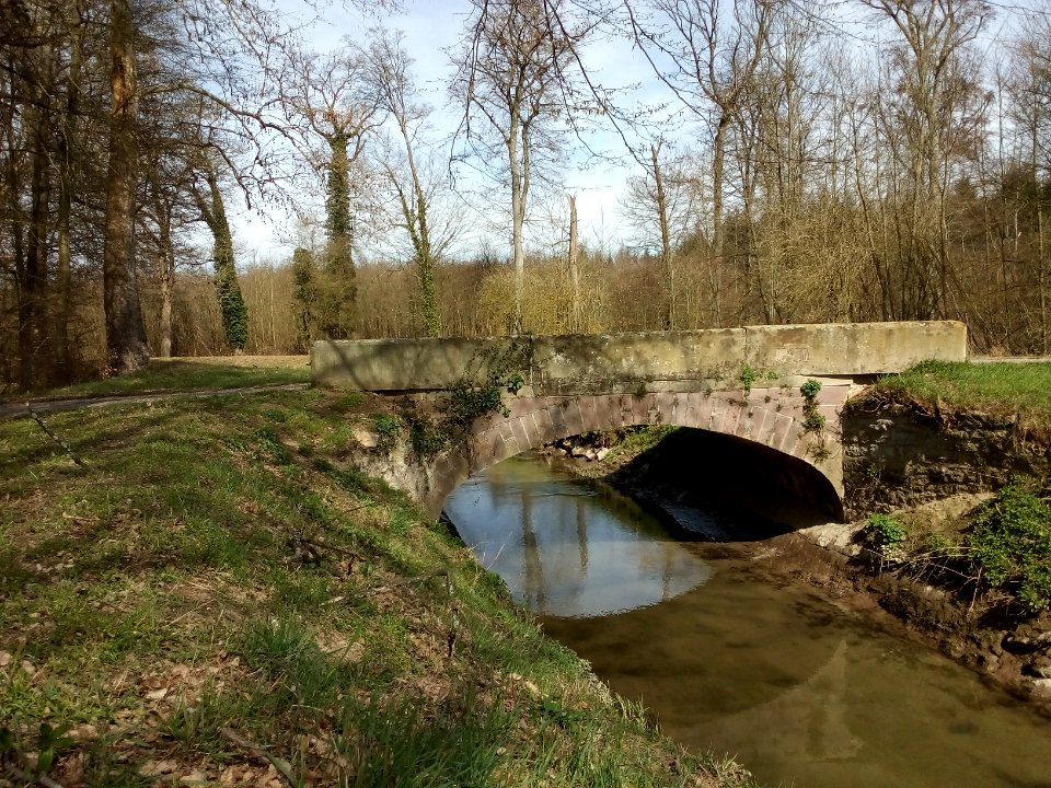 Kriegbach, Brücke Holzmühlen-Richtweg in der Lusshardt