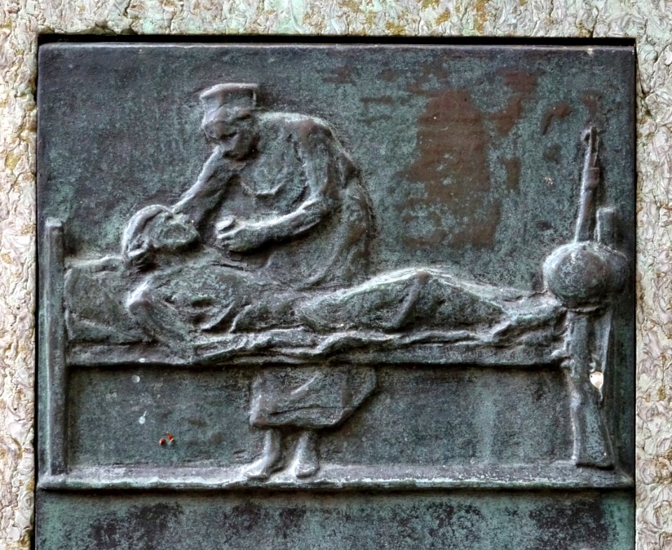 Kriegerdenkmal Reinhäuser Landstr. 26 Göttingen Relief