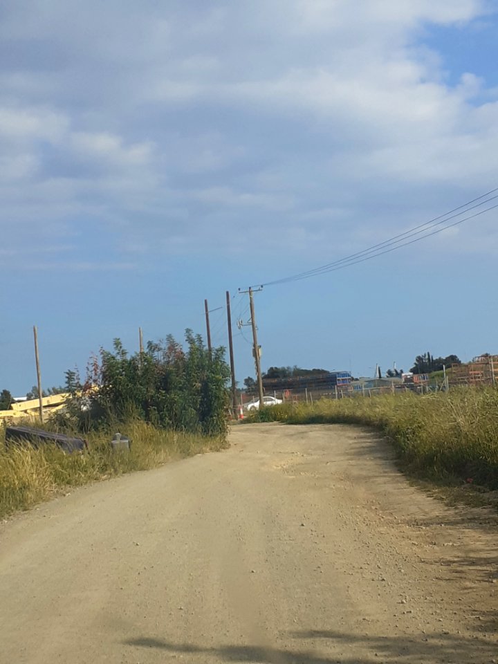 Kreontos Dirt Road in Ypsonas Limassol 10