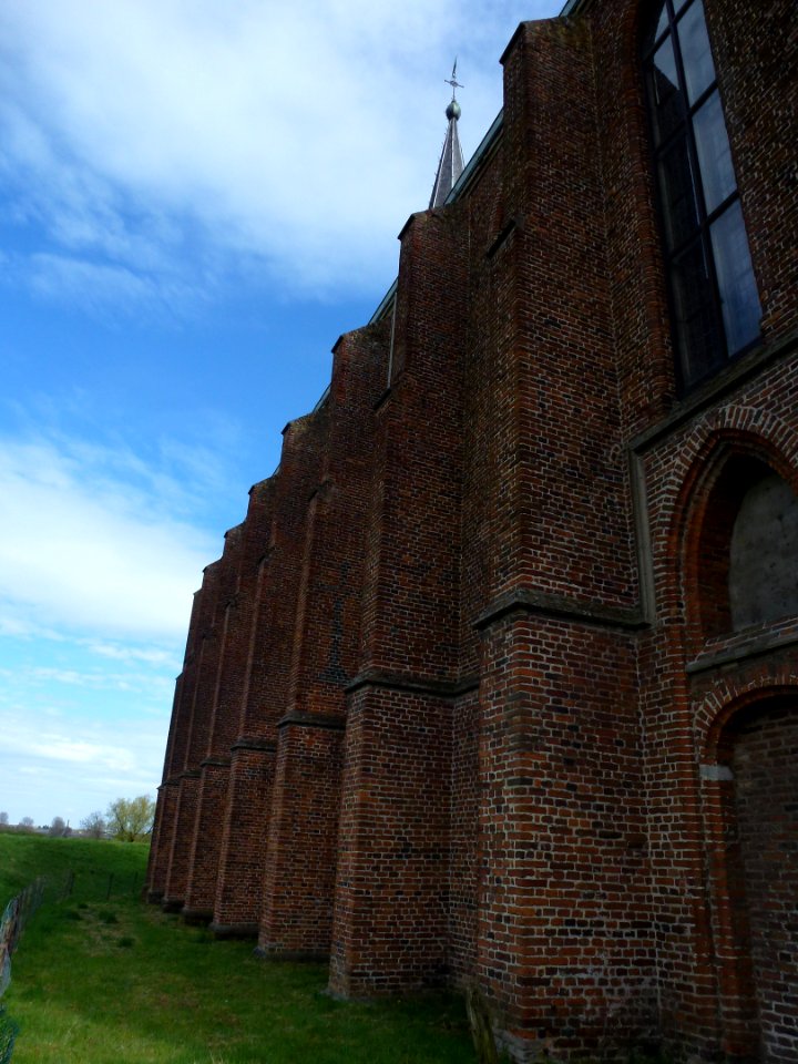 Kruisherenklooster, Sint Agatha, kloosterkerk, steunberen