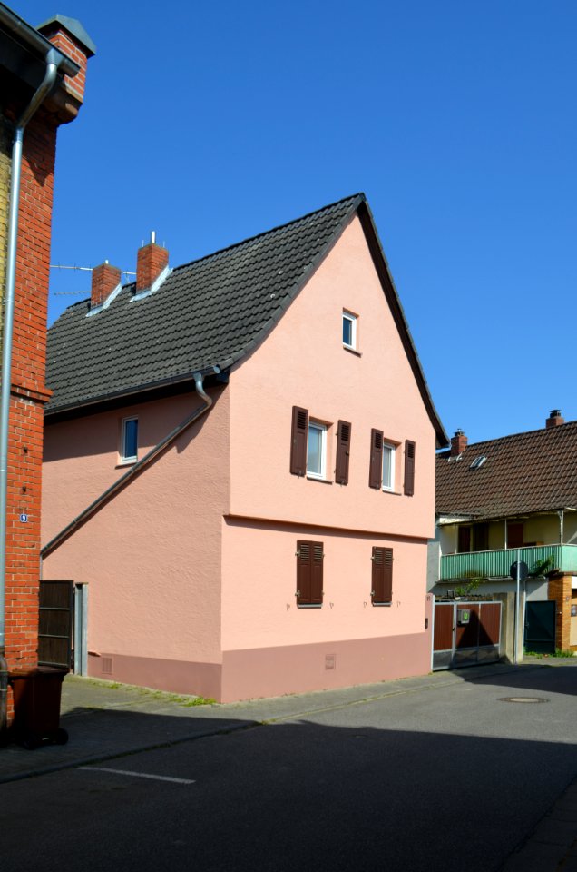 Kriftel, Goethestraße 11 (1)