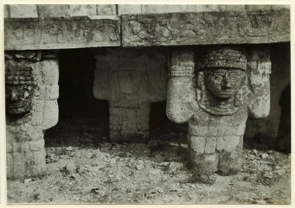 Krigarnas tempel - SMVK - 0307.f.0047