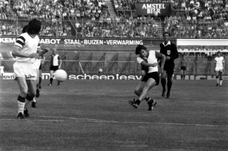 Kristensen scoort een doelpunt voor Feyenoord, Bestanddeelnr 928-0902