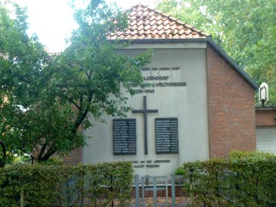Kriegerdenkmal WK II