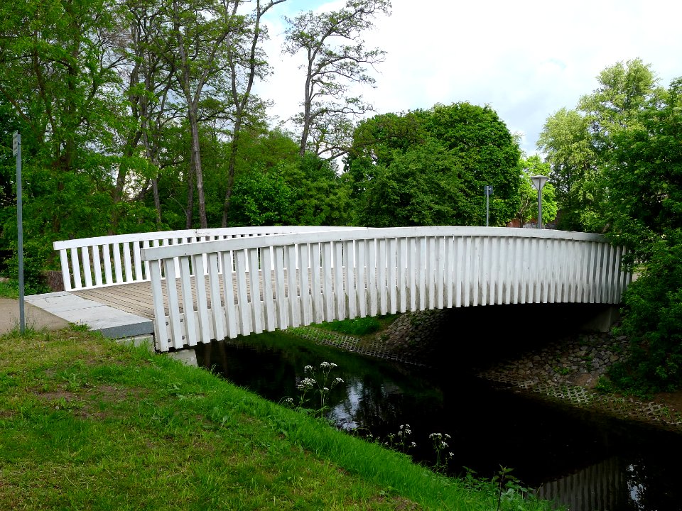 Krienicke-Park-Brücke (Berlin-Haselhorst)