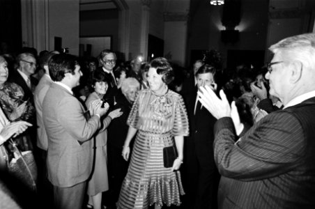 Koningin Beatrix tussen de Amerikanen, Bestanddeelnr 932-3567