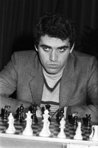 KRO schaaktweekamp Timman tegen Kasparov (l) Garri Kasparov, Bestanddeelnr 933-5170