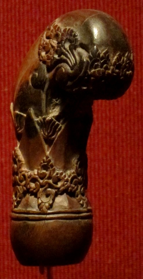 Kris handle from Indonesia, Honolulu Academy of Arts II