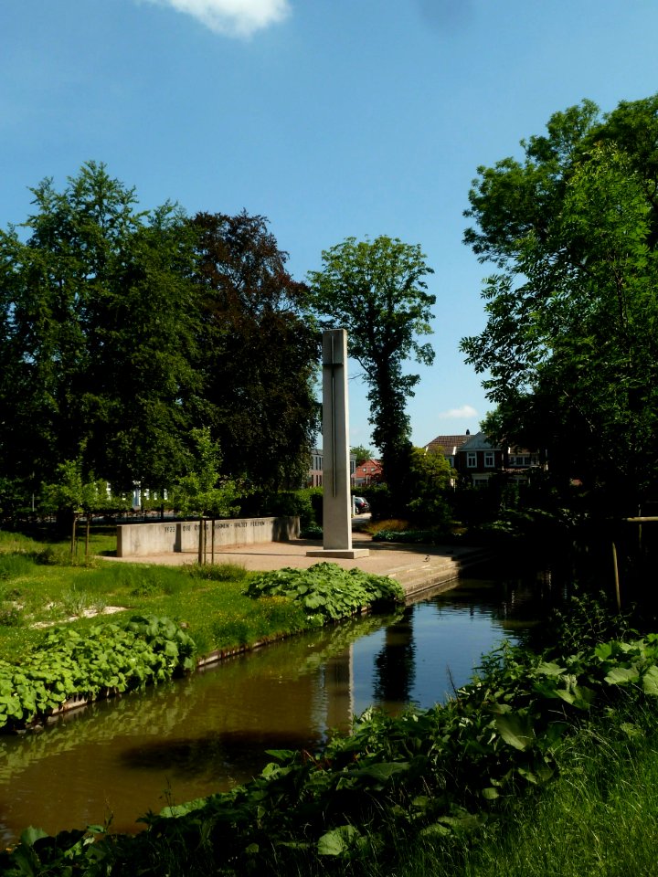 Kriegerdenkmal-wk2