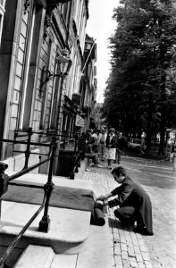 Koningin Beatrix ontving op Paleis Lange Voorhout de voorzitter van de kleine pa, Bestanddeelnr 931-5194