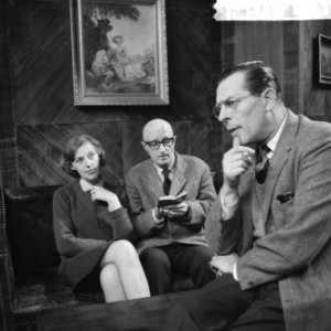 KRO televisiespel Een ander mens , vlnr Jenny van Maerlant , Dick Swidde e, Bestanddeelnr 911-9191