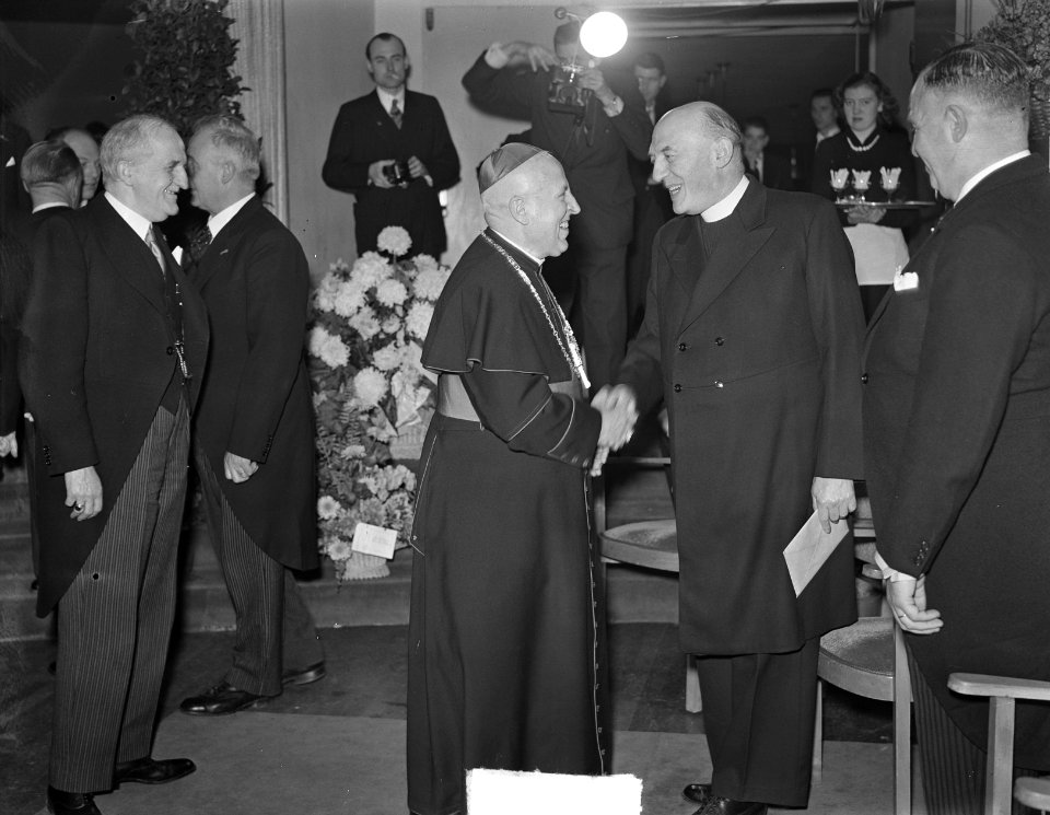 KRO 21 jarig jubileum, Bestanddeelnr 904-3012