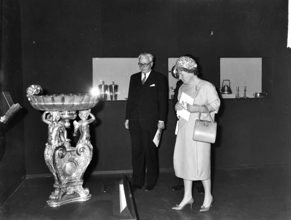 Koningin bezoekt tentoonstelling Zwedens Gouden Eeuw in het Rijksmuseum te Am, Bestanddeelnr 912-6070