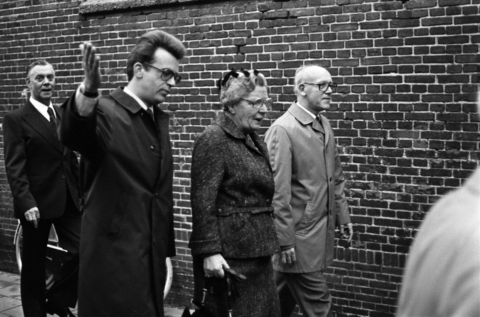 Koningin bezoekt Renovatiewinkel in Leiden, Bestanddeelnr 928-8335
