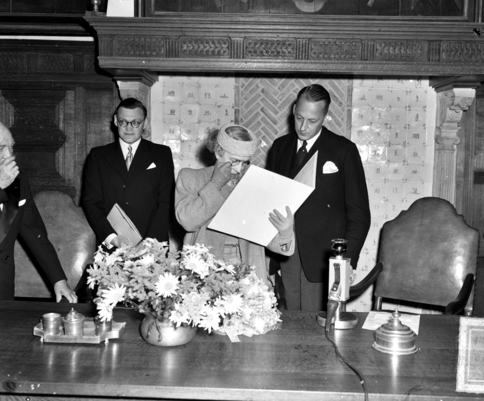 Koningin Elisabeth van Belgie erelid van de Nederlandse Bachvereniging, Bestanddeelnr 904-6695