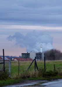 Kondensationsniveau mit Kraftwerksschwaden
