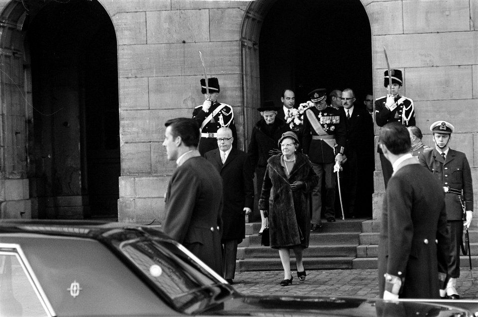 Koningin Juliana, president Heinemann, prins Bernhard en mevrouw Heinemann verla, Bestanddeelnr 923-0092