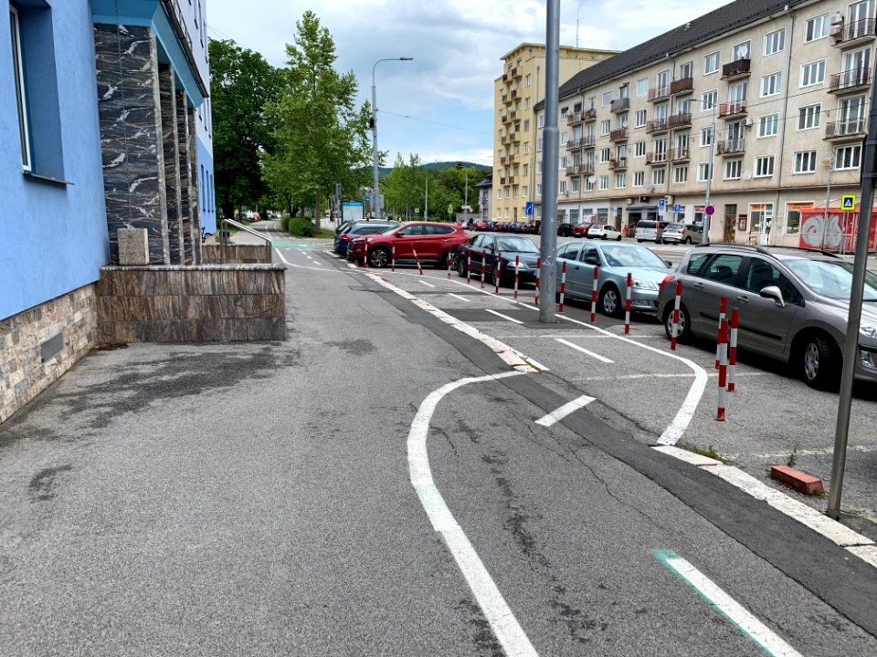 Komenského Bikeway Making Space For Komenského 62 50