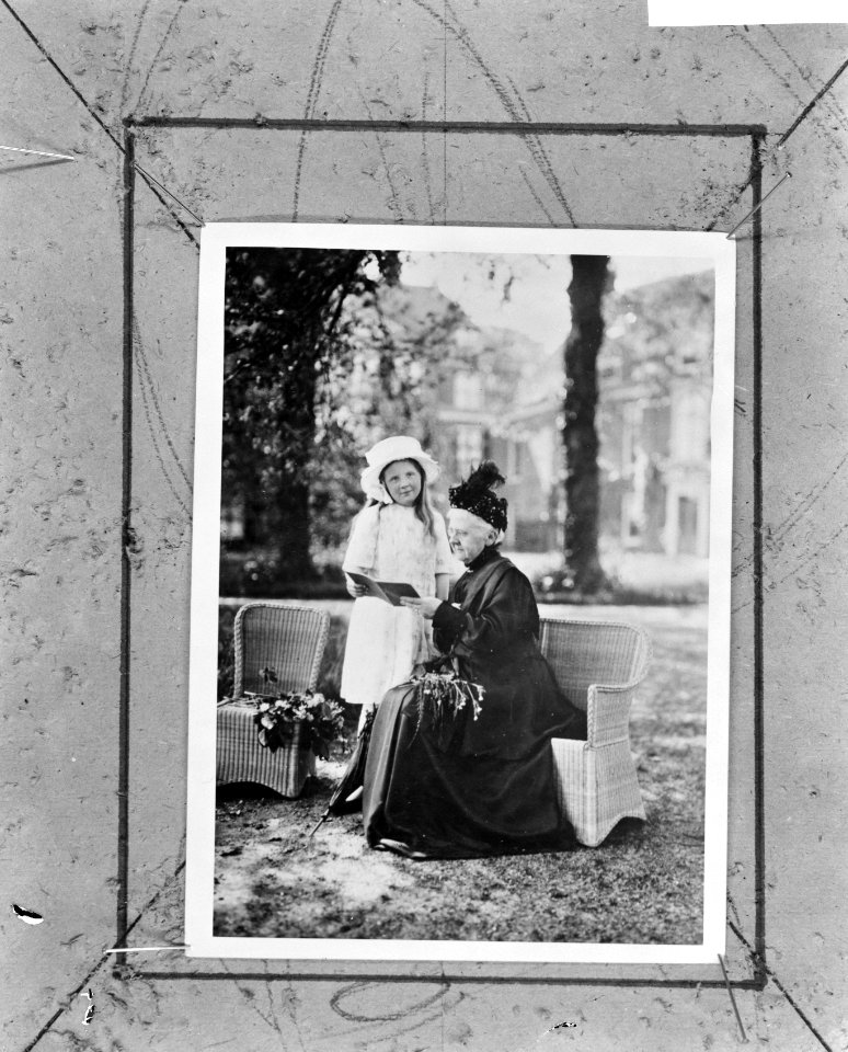 Koningin Emma en prinses Juliana, Bestanddeelnr 918-7350