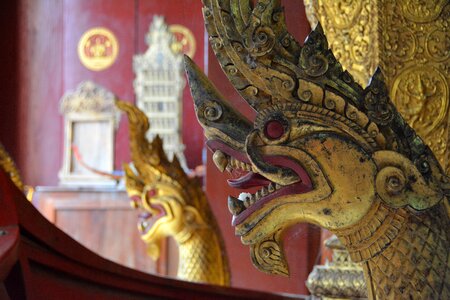 Luang prabang temple dragon photo
