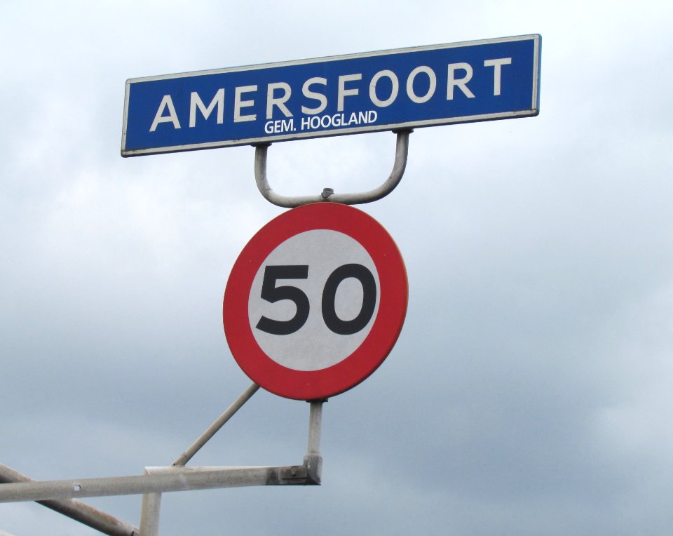 Kombord langs de Radiumweg-N199 in Amersfoort
