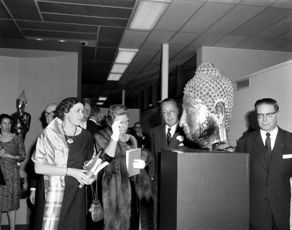 Koningin Juliana en prins Bernhard opening bijgewoond van de tentoonstelling Ku, Bestanddeelnr 915-6904