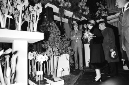 Koningin Beatrix opent internationale tuinbouw tentoonstelling Floriade 82 . Bea, Bestanddeelnr 932-0954 photo