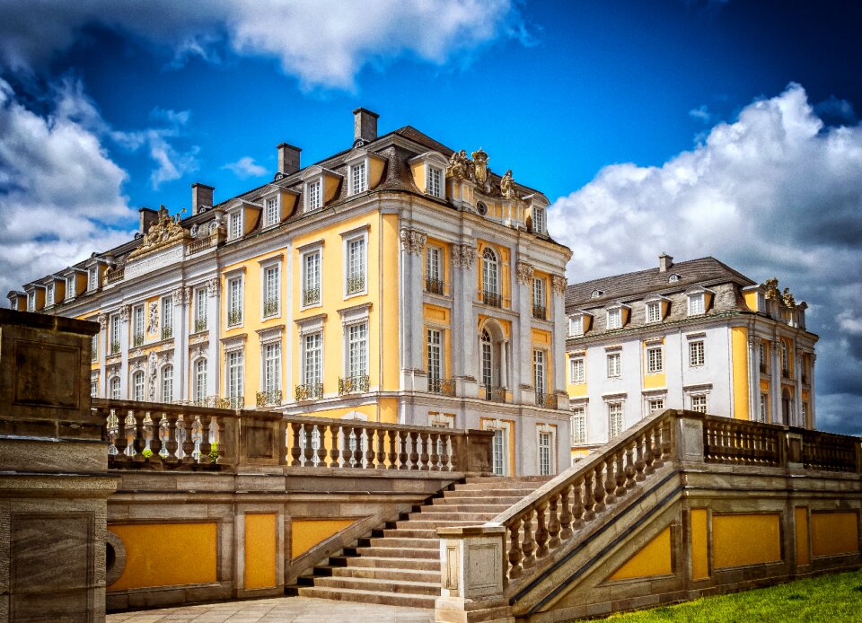 Wealth baroque historically