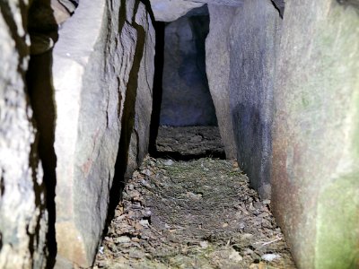 Kongehøjen3EingangRechteKammer