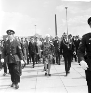 Koningin Juliana in Cultureel Centrum te Tilburg, Bestanddeelnr 926-4100