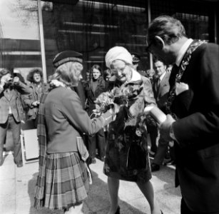 Koningin Juliana in Cultureel Centrum te Tilburg, Bestanddeelnr 926-4102