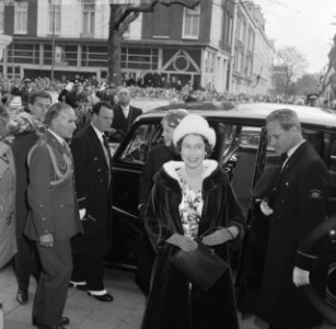 Koningin Elisabeth bij Amstel-hotel, Bestanddeelnr 913-8455
