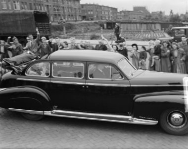 Koningin Juliana in Den Haag, Bestanddeelnr 903-4764