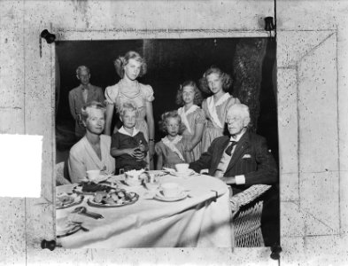 Koning Gustaaf van Zweden op zomerresidentie Solliden, Bestanddeelnr 903-5188