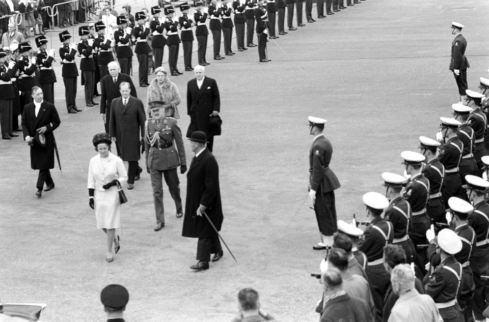 Koning Olav van Noorwegen, Bestanddeelnr 913-8374