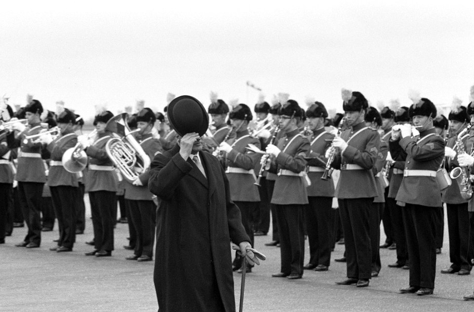Koning Olav van Noorwegen, Bestanddeelnr 913-8371