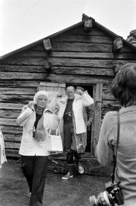 Koningin Juliana en Prins Bernhard in Finland (staatsbezoek) in 1974 koningin J, Bestanddeelnr 927-6922