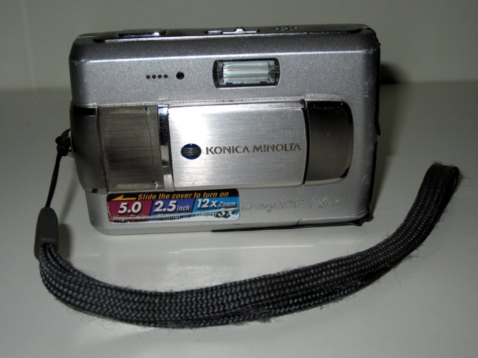 Konica Minolta DiMAGE X60