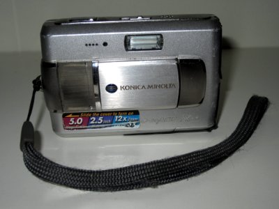 Konica Minolta DiMAGE X60 photo